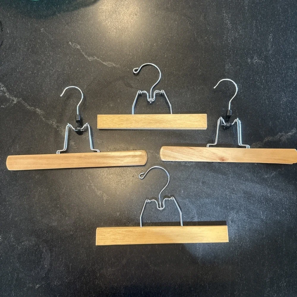 Lot of 4 Vintage Wooden Pants Hangers Skirt Slacks with Metal Clamps‎ 9